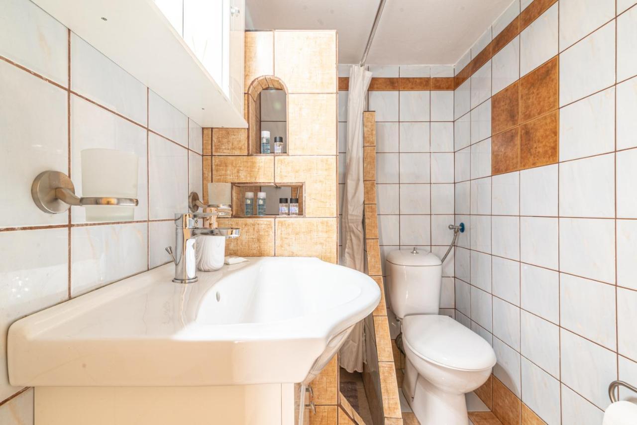 Boutique Apartment With Parkview イラクリオン エクステリア 写真